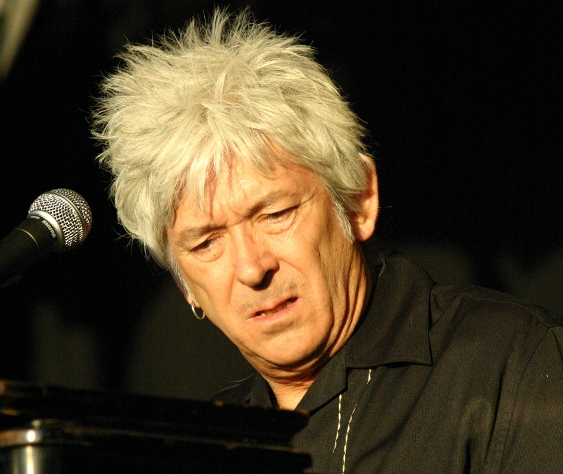 ian-mac-wychwood-2006web